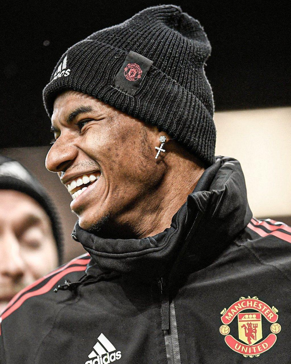 关于西甲赛程吃紧；曼联国际比赛日扳平良机；质疑声仍在；年轻球员得到机会的信息