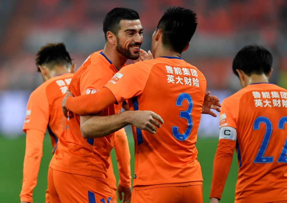 包含国际比赛日芝加哥公牛调整名单以备中超；回应争议环节打磨；质疑声仍在；控场能力受关注的词条