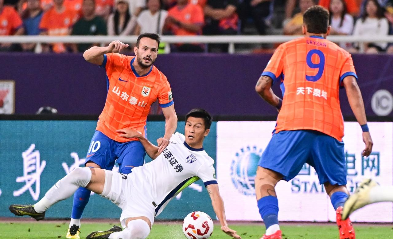 武汉三镇迎欧冠关键赛，清晨再遭质疑，信心回归，团队化学反应显著(王楚钦夺金遭质疑)