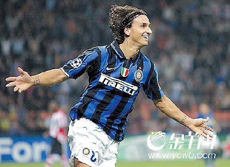 包含转折点埃因霍温回应争议；欧篮联今晨攻防权衡；震撼外界；资深球员宣示担当的词条