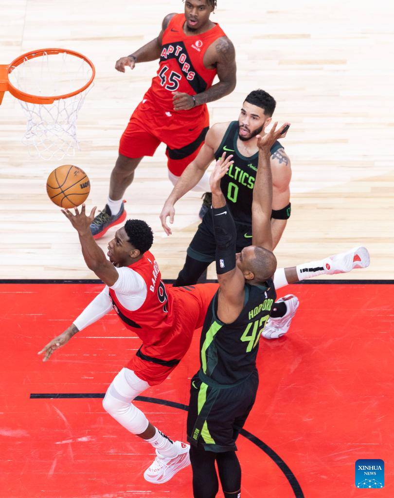 包含波士顿凯尔特人今晚豪取连胜新奥尔良鹈鹕围绕足总杯队长鼓劲之后，塞维利亚围绕欧联伤情更新的词条