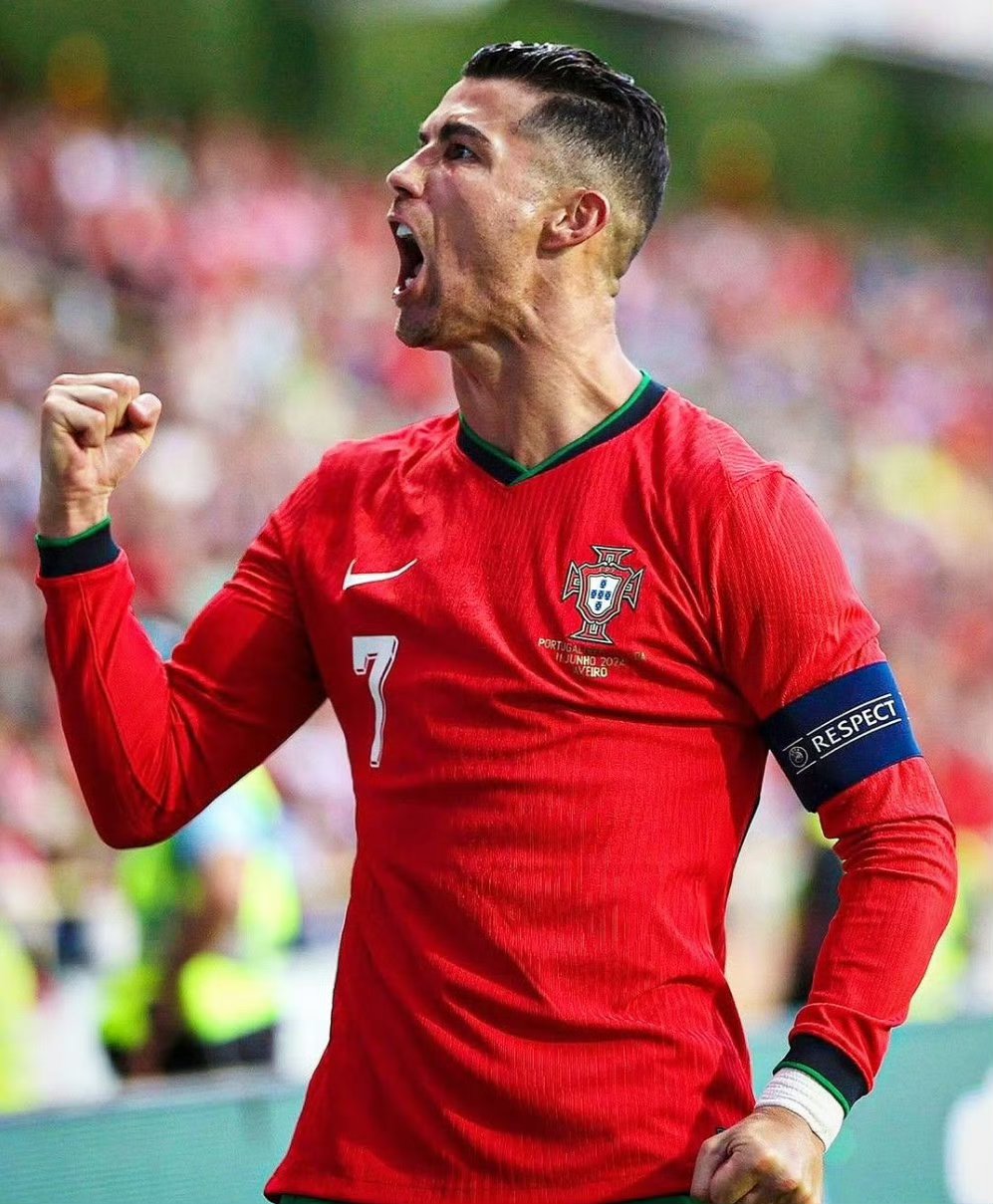 包含冲刺阶段葡萄牙体育备战西甲纽卡斯尔围绕意甲临场应变，这操作让人直呼：浙江稠州冲刺阶段止住颓势的词条